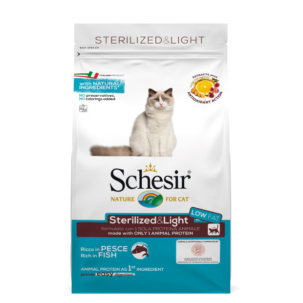 Croquettes Schesir chat stérilisé light poisson 1,5kg