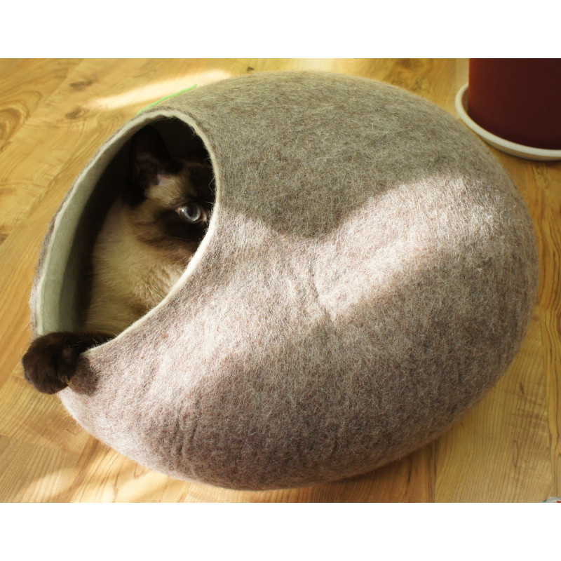 Grotte-pour-chat-bleu-cote