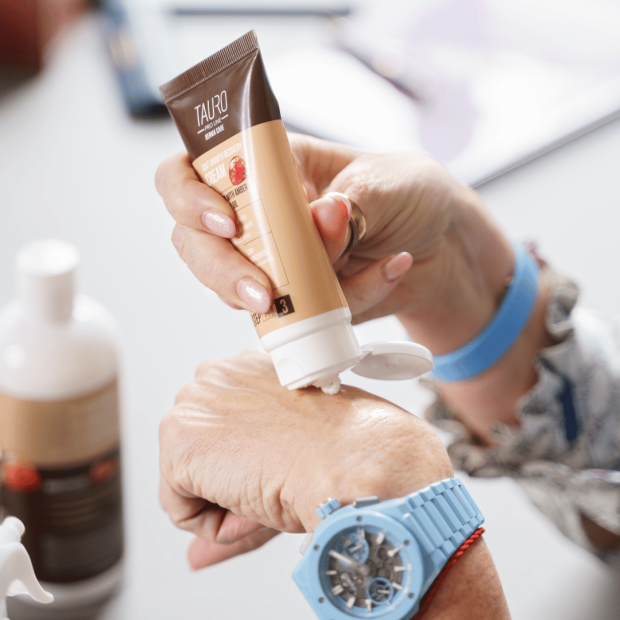 Crème Regénératrice Derma Care Tauro Pro Line